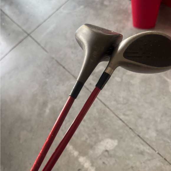 Wilson 2 pc set The whale  and killer whale
Right handed / graphite shafts - Picture 9 of 11